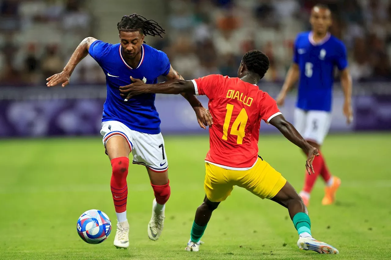 Foot: la France bat difficilement la Guinée 1-0 et se rapproche des quarts