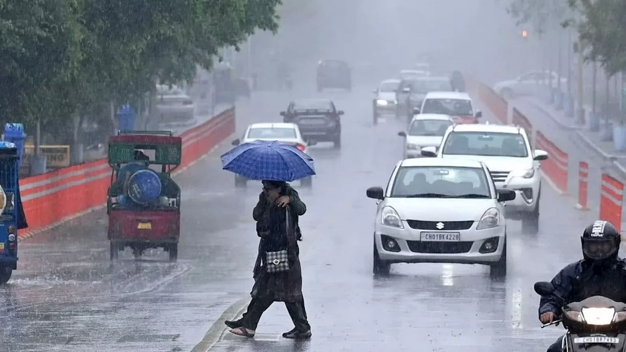 Weather Update: यूपी-राजस्थान समेत 17 राज्यों में भारी बारिश का अलर्ट, उत्तराखंड में भूस्खलन से 4 की मौत