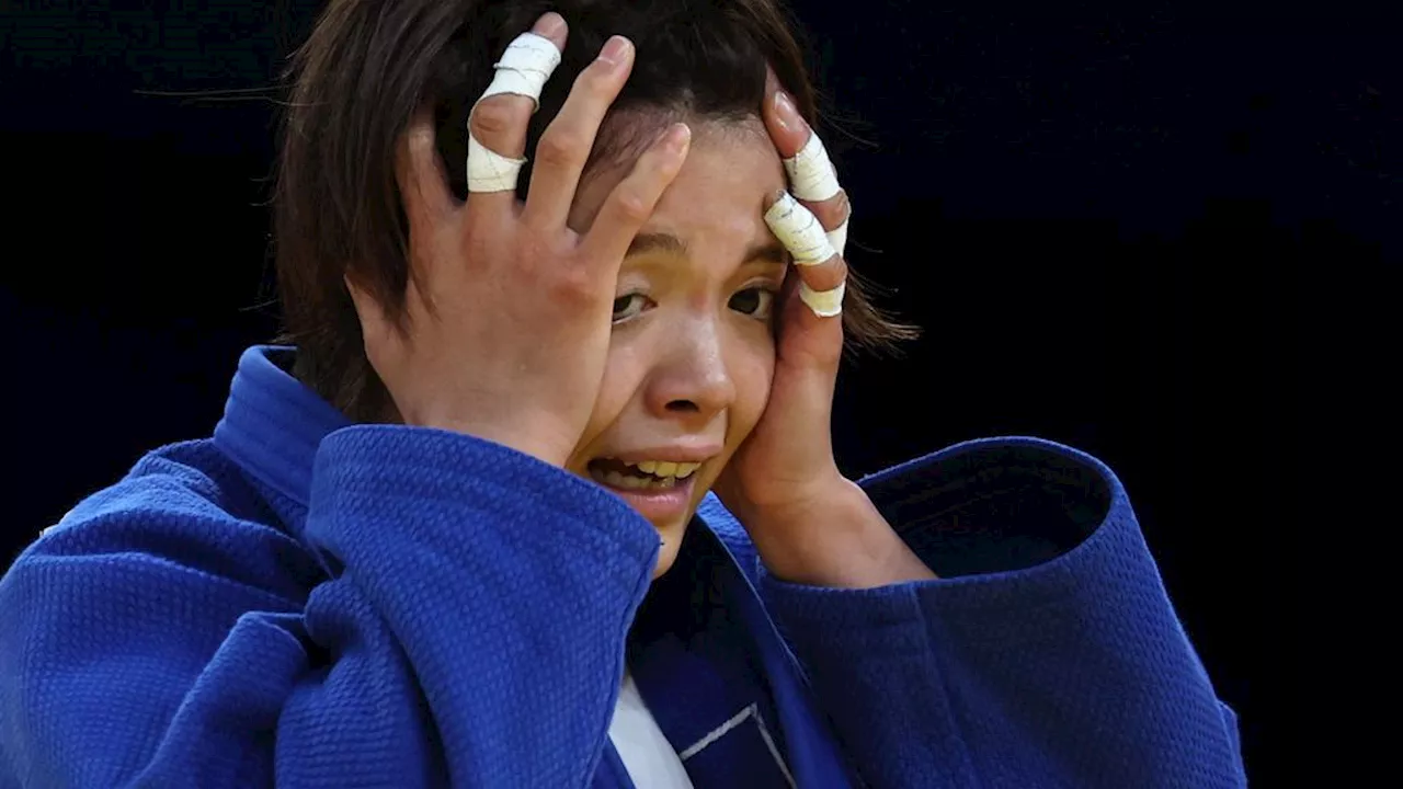 Sensatie bij judo: Abe uitgeschakeld • Schouten naar de halve finales, Van Westering niet