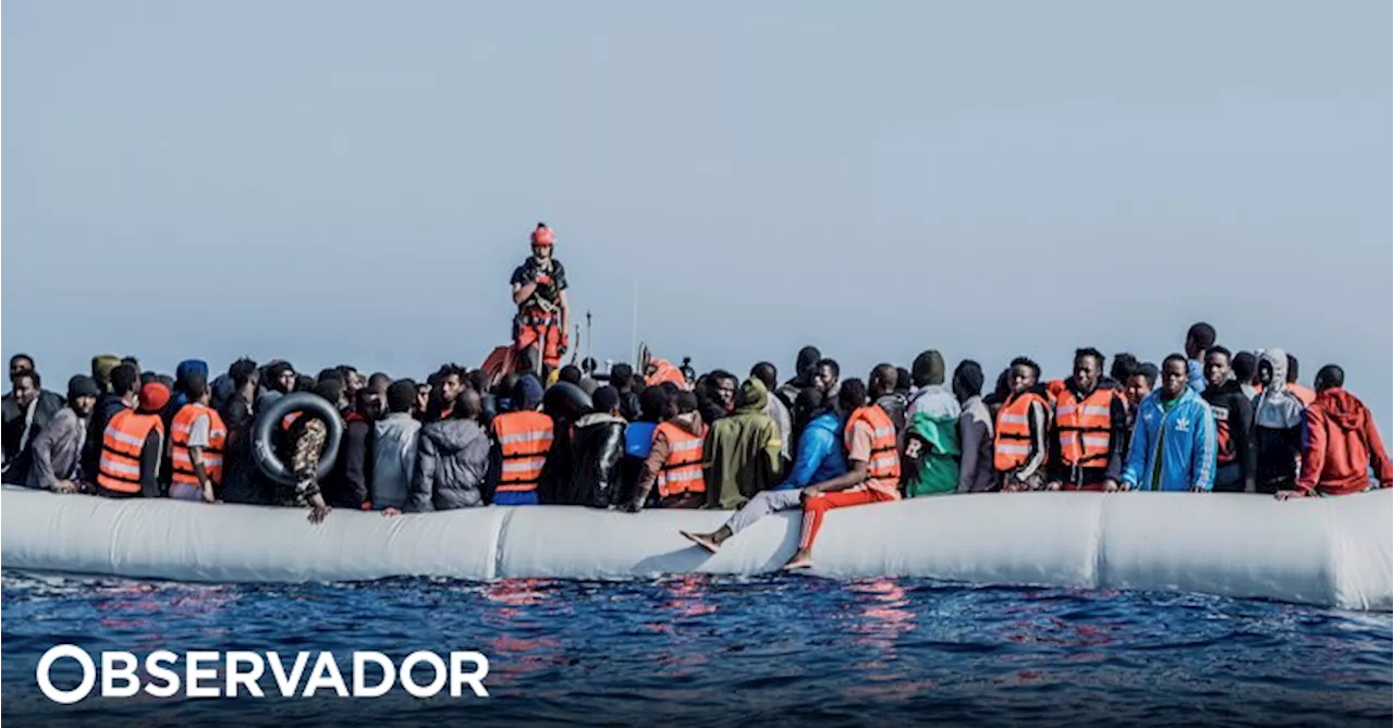 GNR resgata 39 migrantes no Mediterrâneo