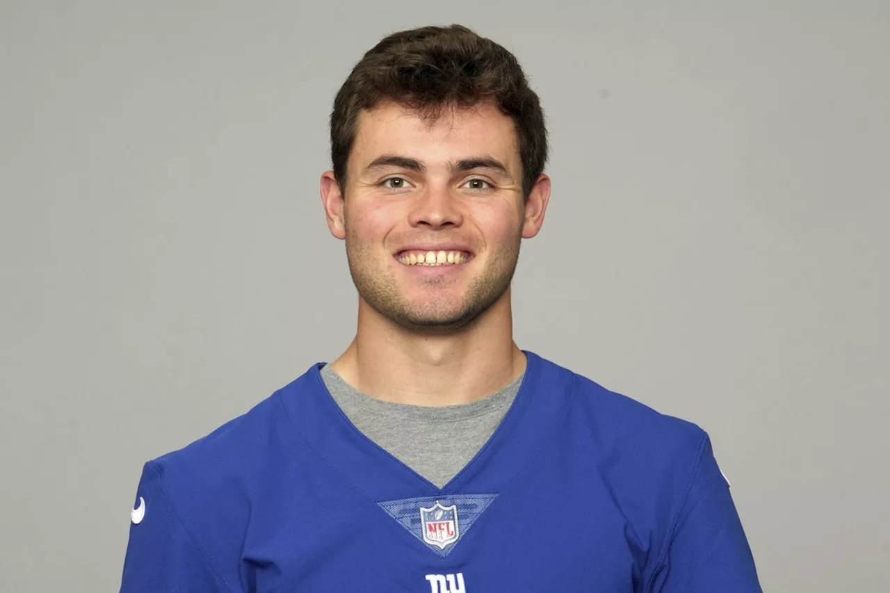 New York Giants waive Canadian quarterback Nathan Rourke