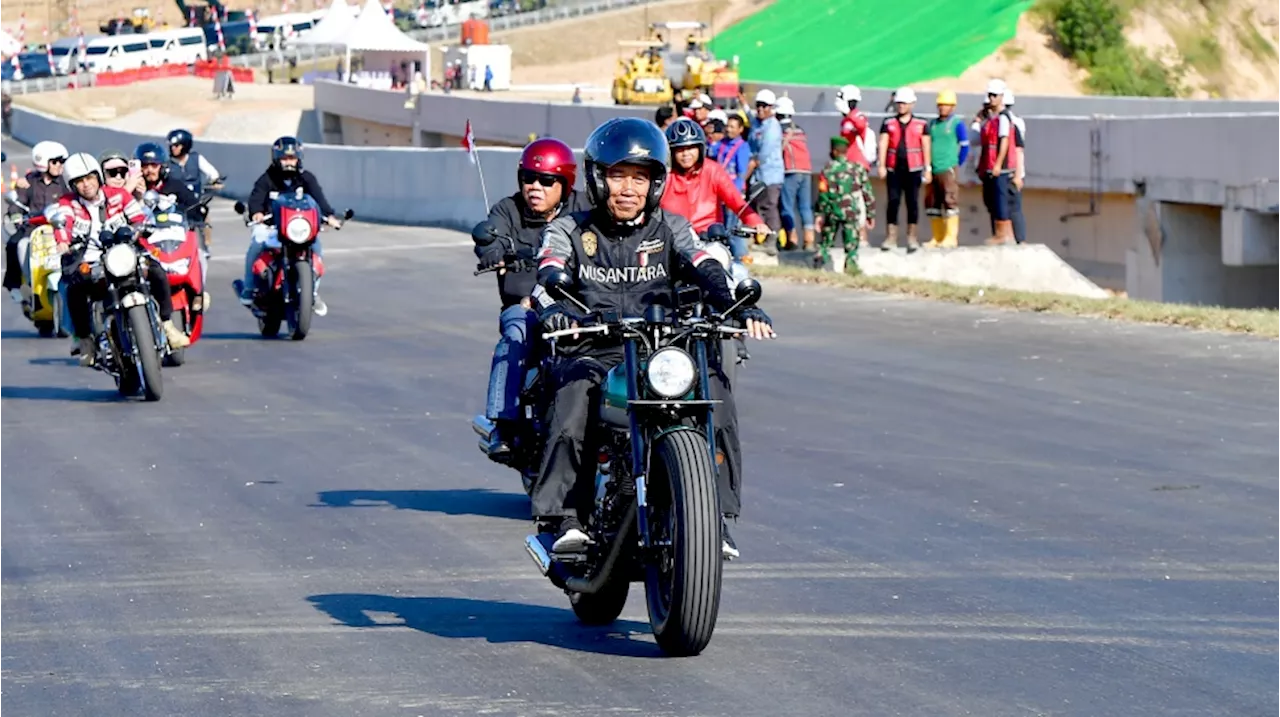 Jajal Jalan Tol di IKN, Jokowi Motoran Bareng Raffi Ahmad dan Sejumlah Influencer