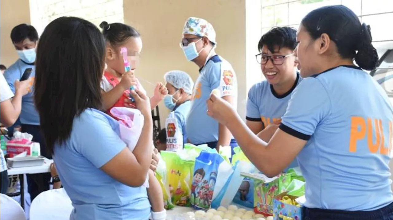 Western Visayas police holds Grand Family Day