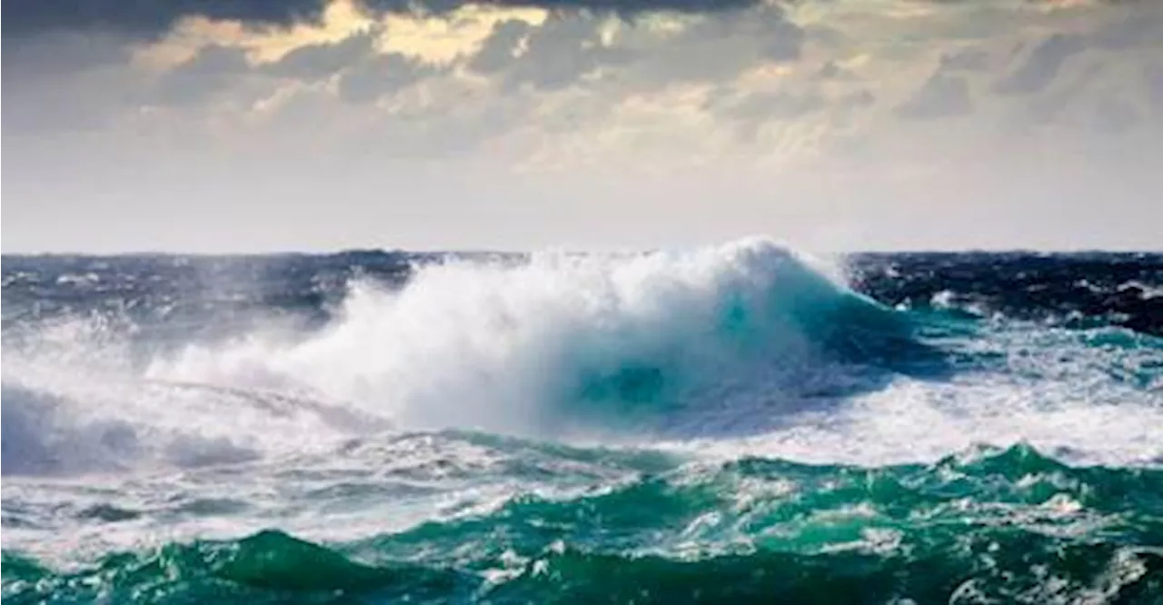 4-metre high waves cause ferry from Langkawi to turn back