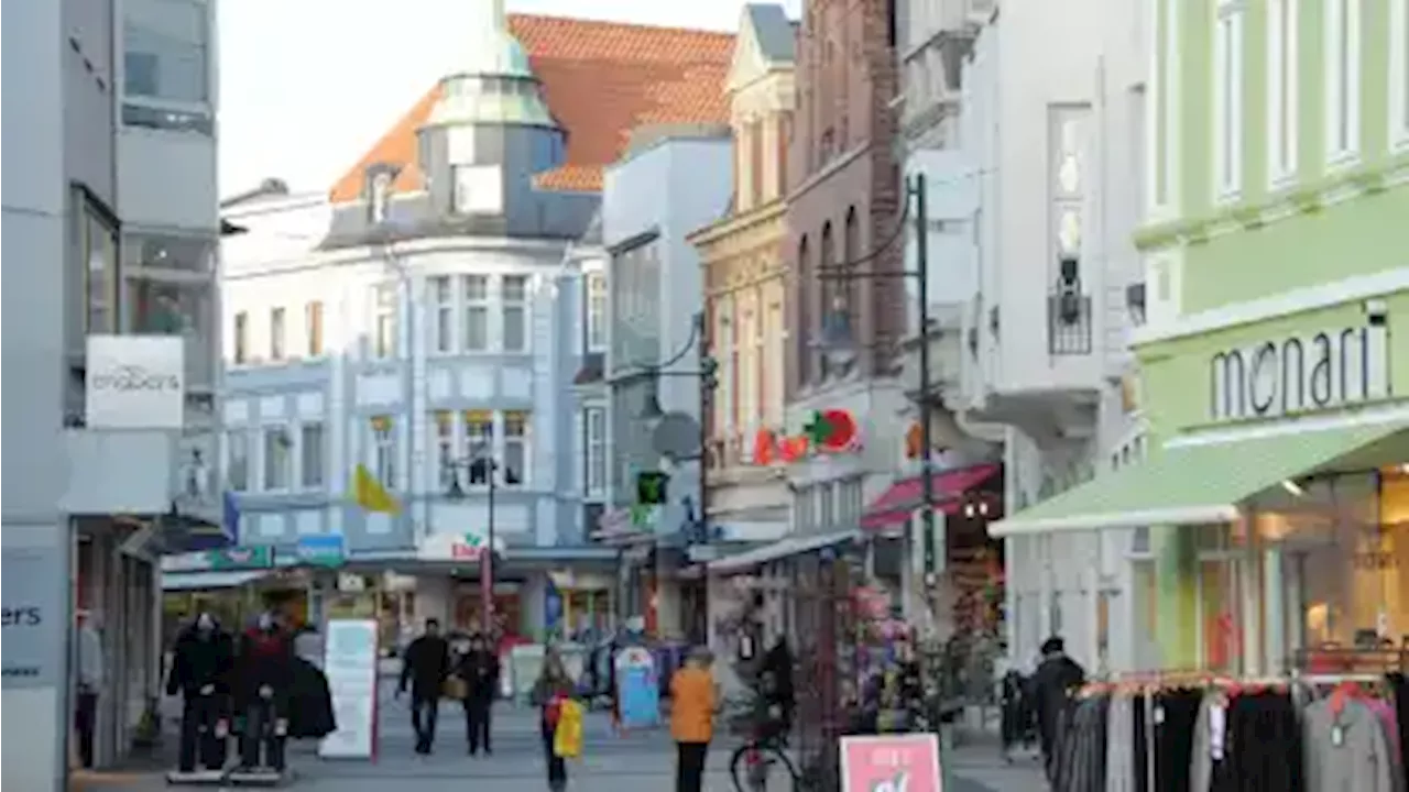 Historie: Delmenhorster Einzelhändler in der City öffnen Läden länger