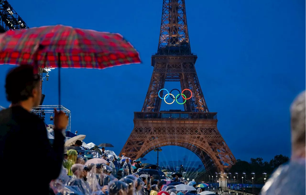 JO de Paris 2024 : Hidalgo voudrait bien garder les anneaux olympiques sur la Tour Eiffel