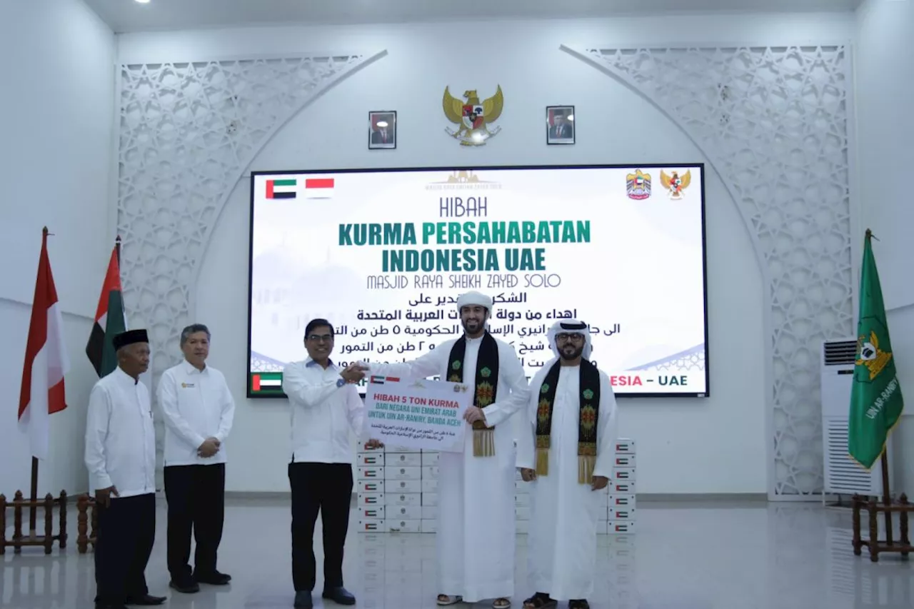 UIN Ar-Raniry Banda Aceh terima bantuan lima ton kurma dari UEA