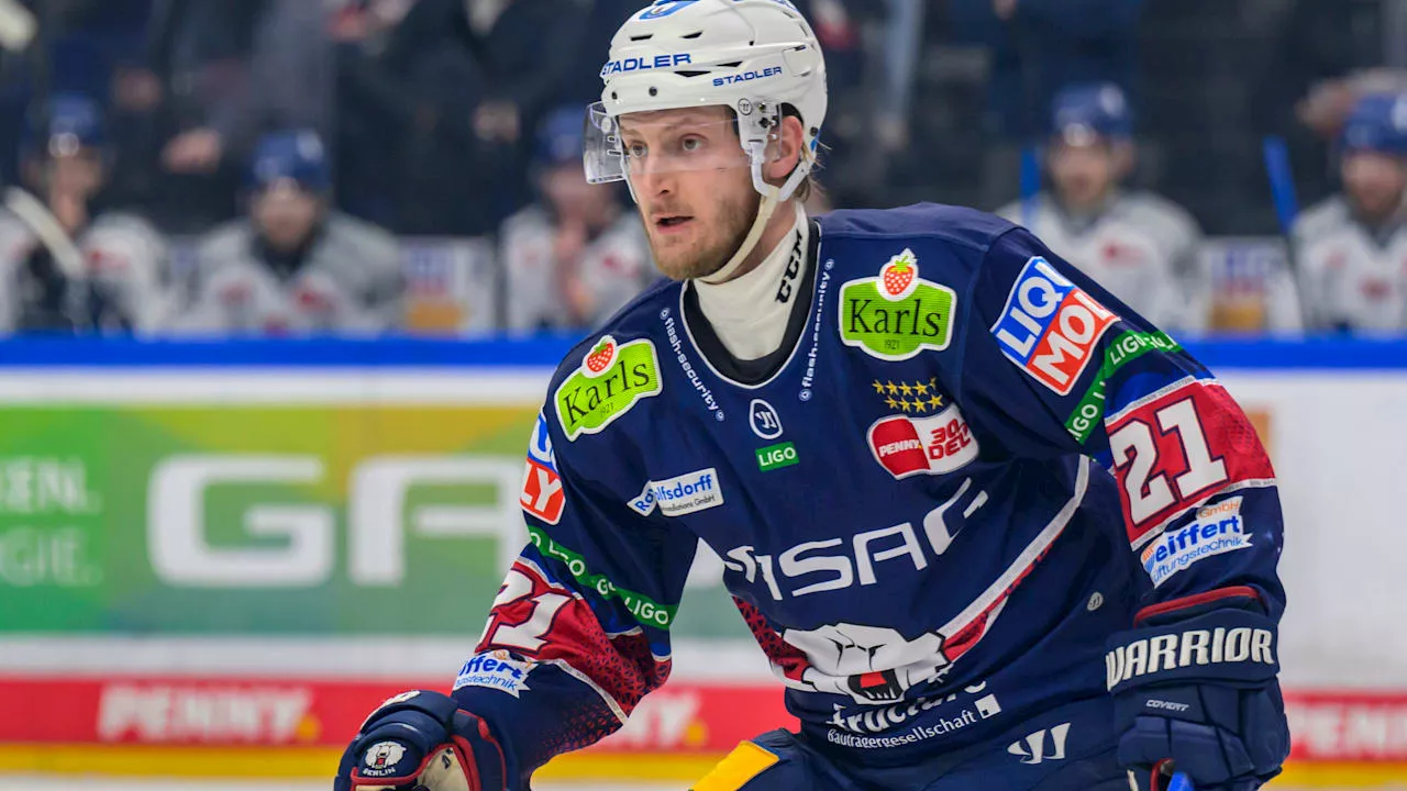 Eishockey: Eisbär Wiederer im Sommertraining.