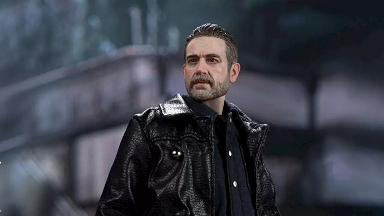 The Walking Dead: Dead City 1/2 Negan Revealed by Hiya Toys 