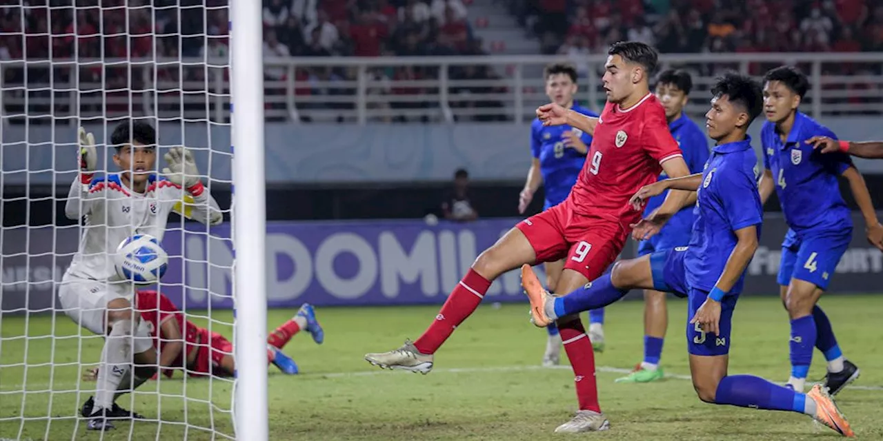 Momen-momen Menarik Thailand vs Indonesia U-19: Jens Raven Nyekor Lagi, Tiang 2 Kali Selamatkan Indonesia