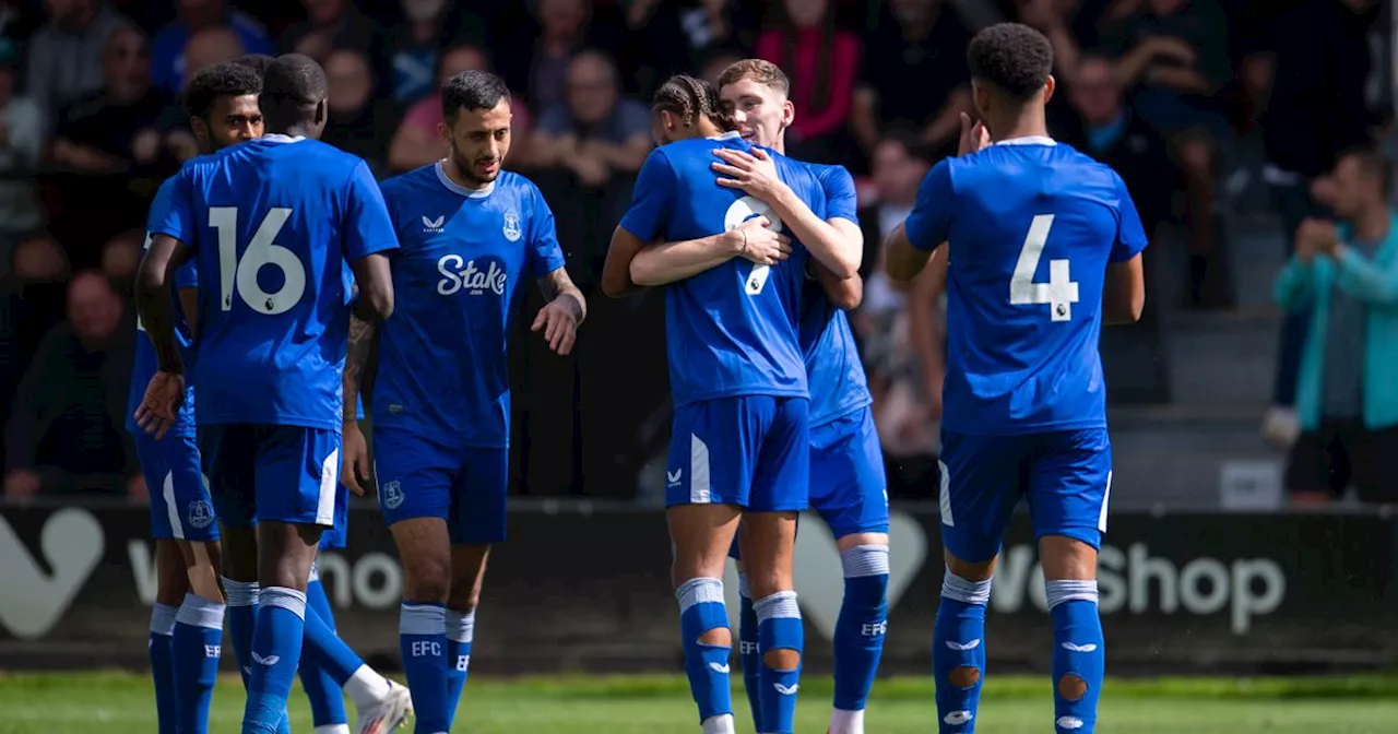 Everton 'natural' leader emerges as Sean Dyche surprises squad ahead of Salford City friendly