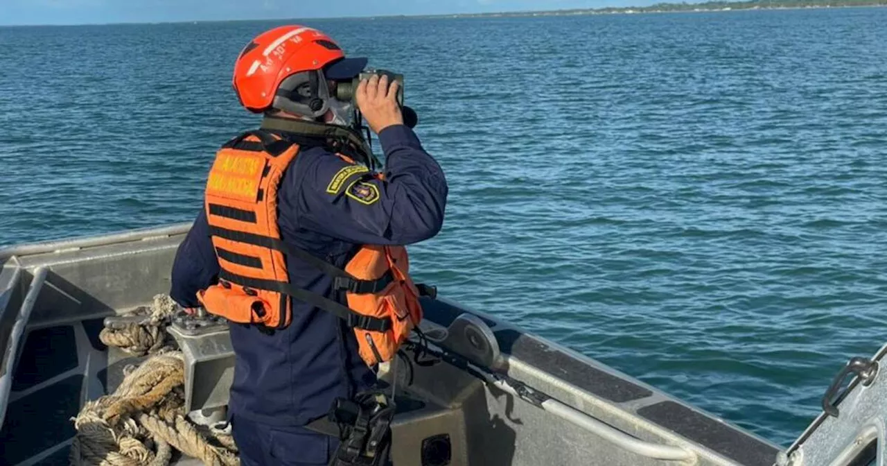 Armada Nacional busca tres jóvenes desaparecidos en playas de Puerto Colombia