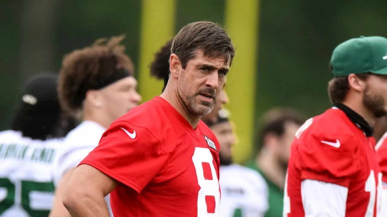 Aaron Rodgers fired up as Jets endure 'sloppy' practice