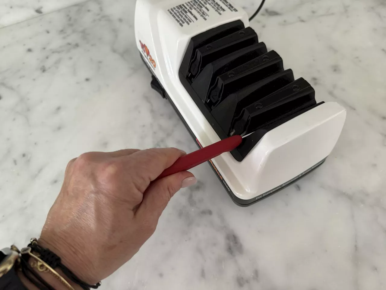 Ina Garten Loves This Electric Knife Sharpener, and I’ve Also Used It for Over 12 Years