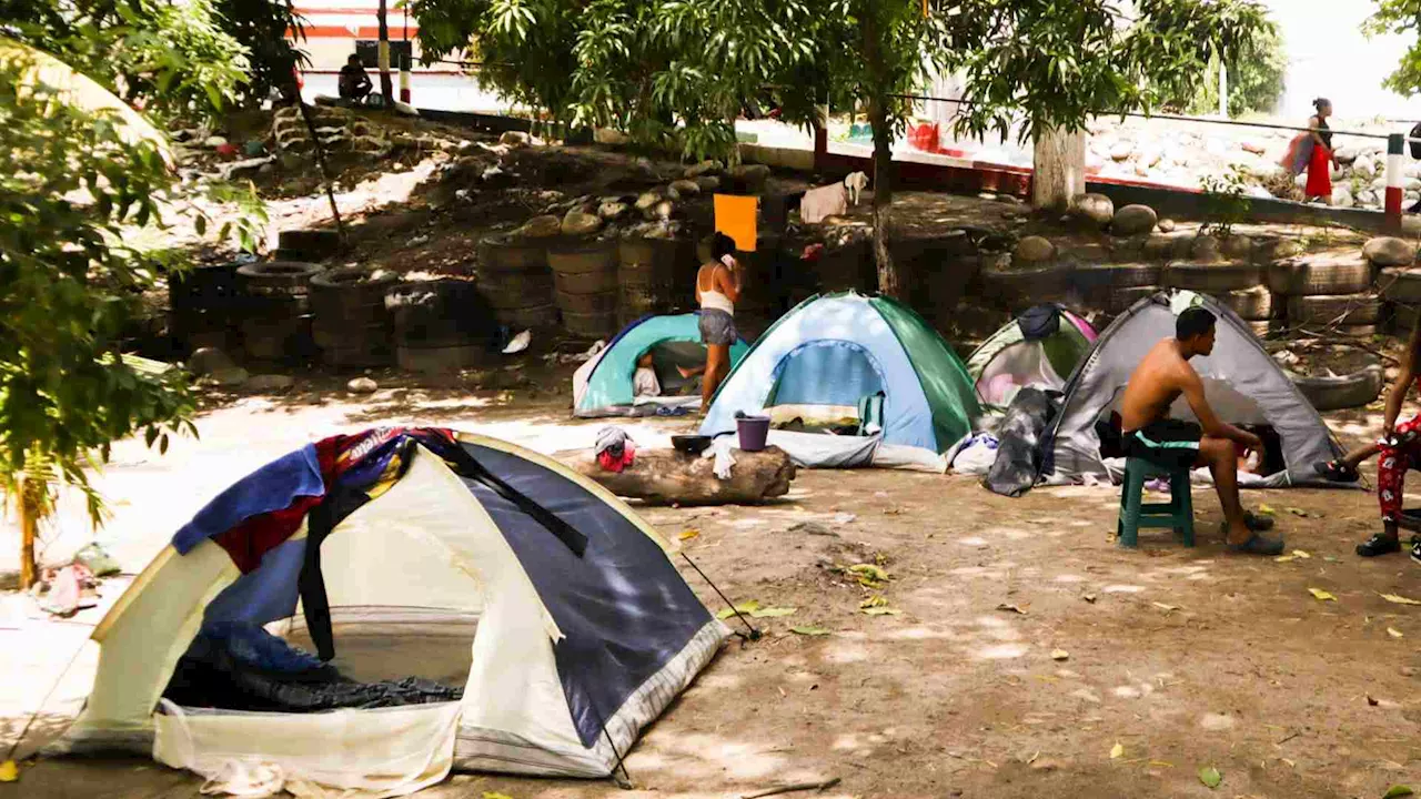 “Es Duro, Muchos Niños y Madres Desmayadas”: Así Llega la Caravana Migrante a Mapastepec, Chiapas