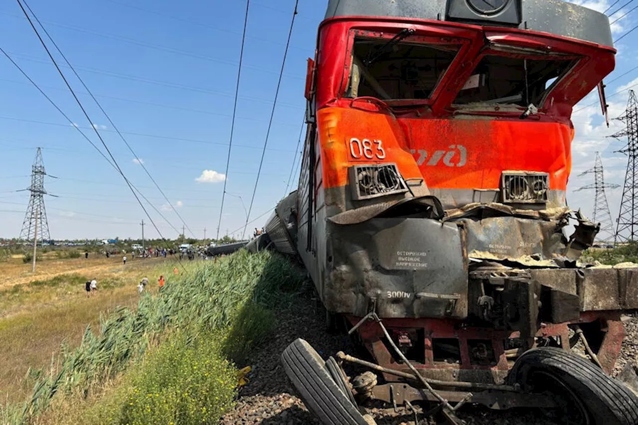 В РЖД назвали причину столкновения КамАЗа и поезда под Волгоградом