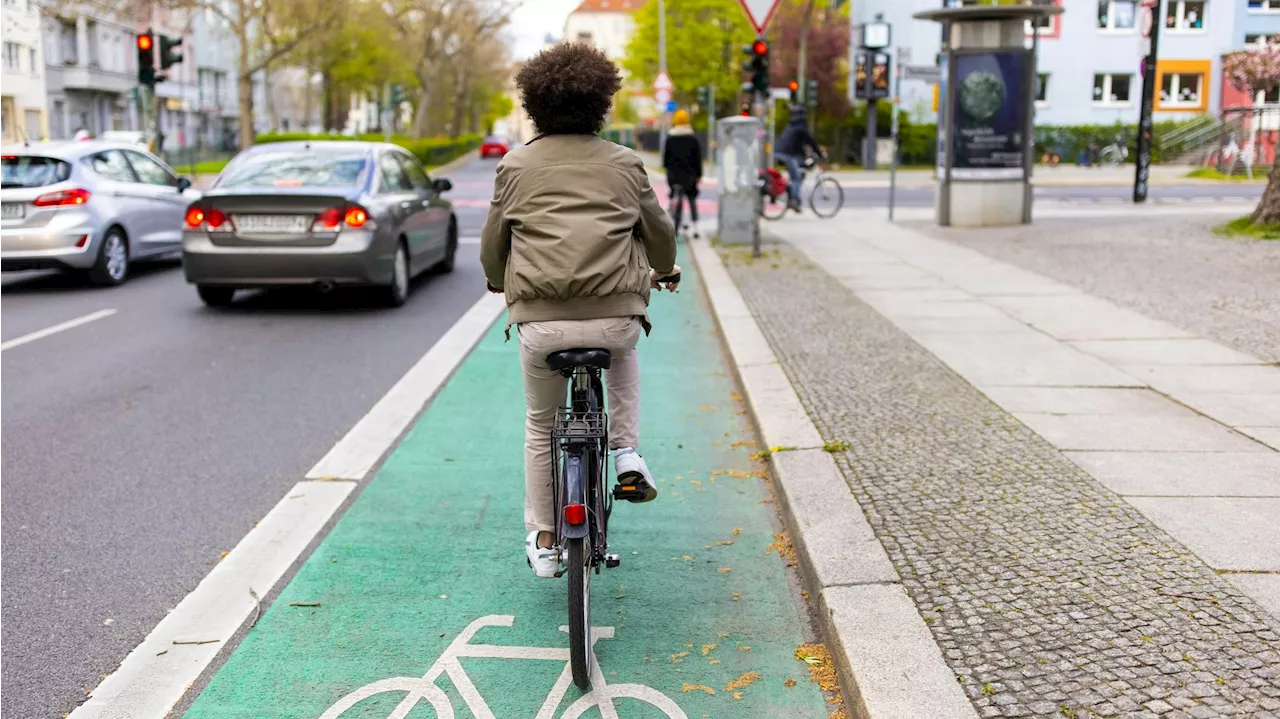  Anrainer sammeln Unterschriften gegen Radweg in Wien