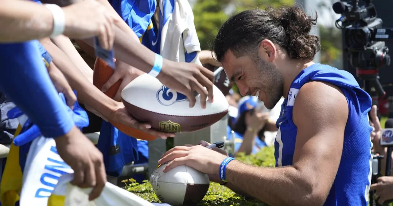 Rams receiver Puka Nacua creates a buzz at training camp