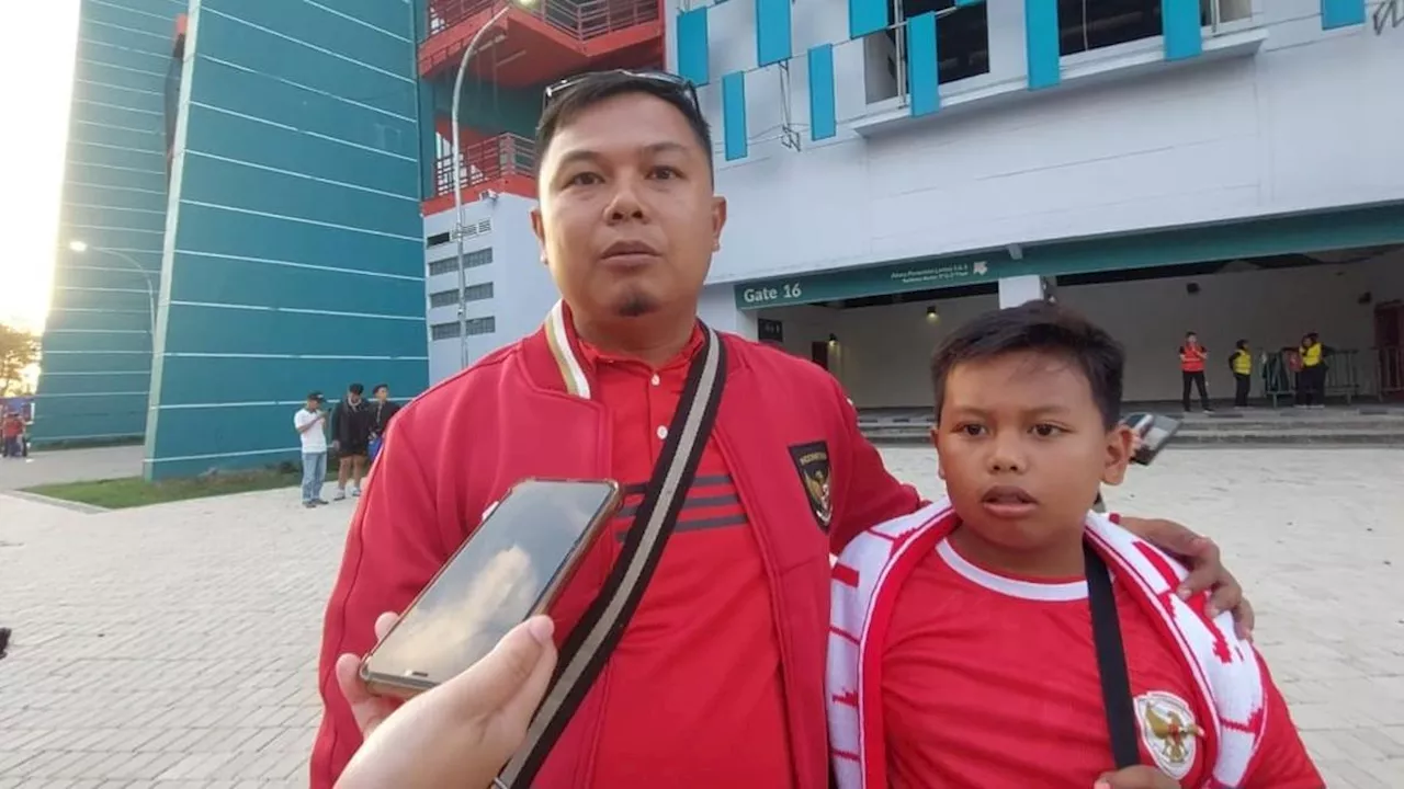 Piala AFF U-19 2024: Demi Saksikan Timnas Indonesia Juara, Fans Rela Tempuh Perjalanan 4 Jam ke GBT