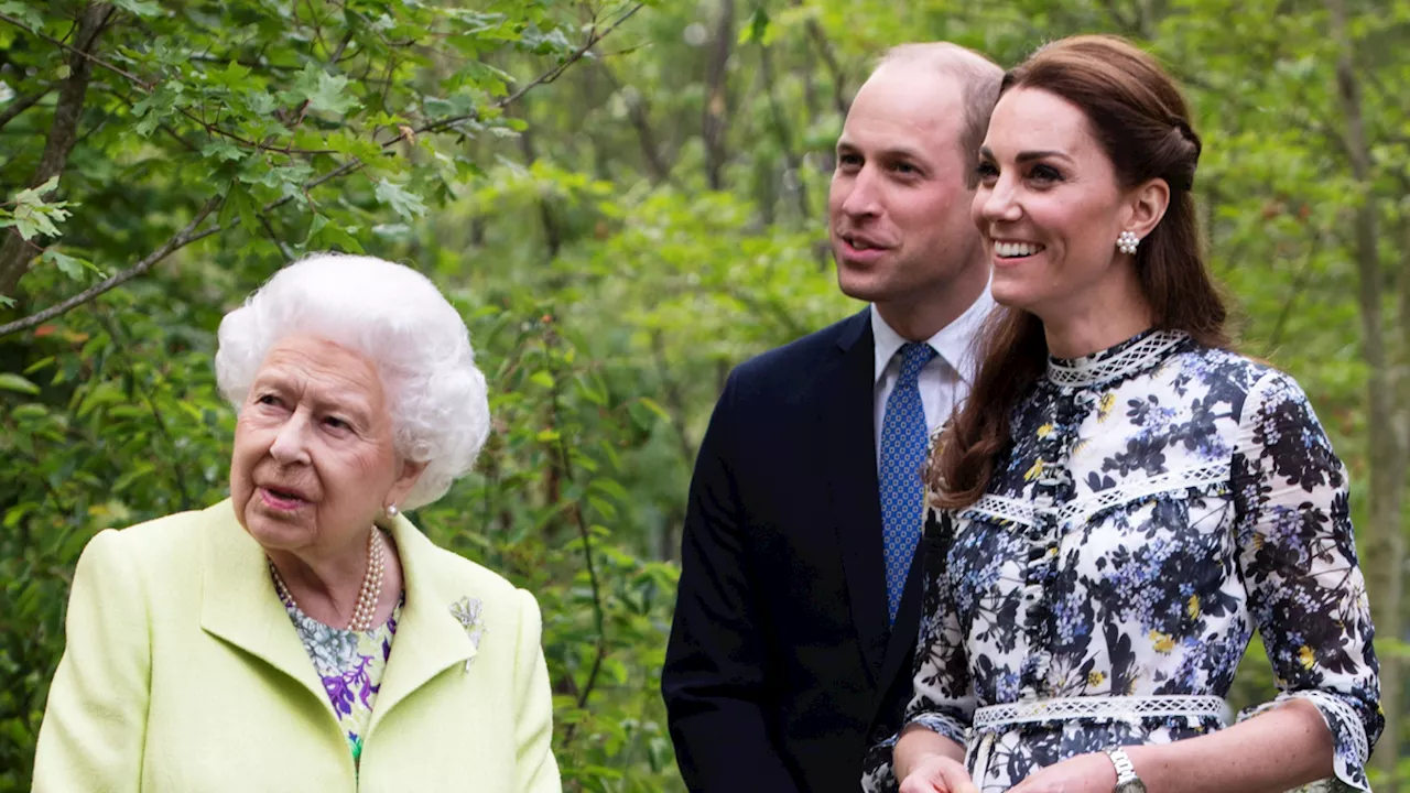 Prince William and Princess Kate Gave the Queen 'Immense Comfort' Before Her Death