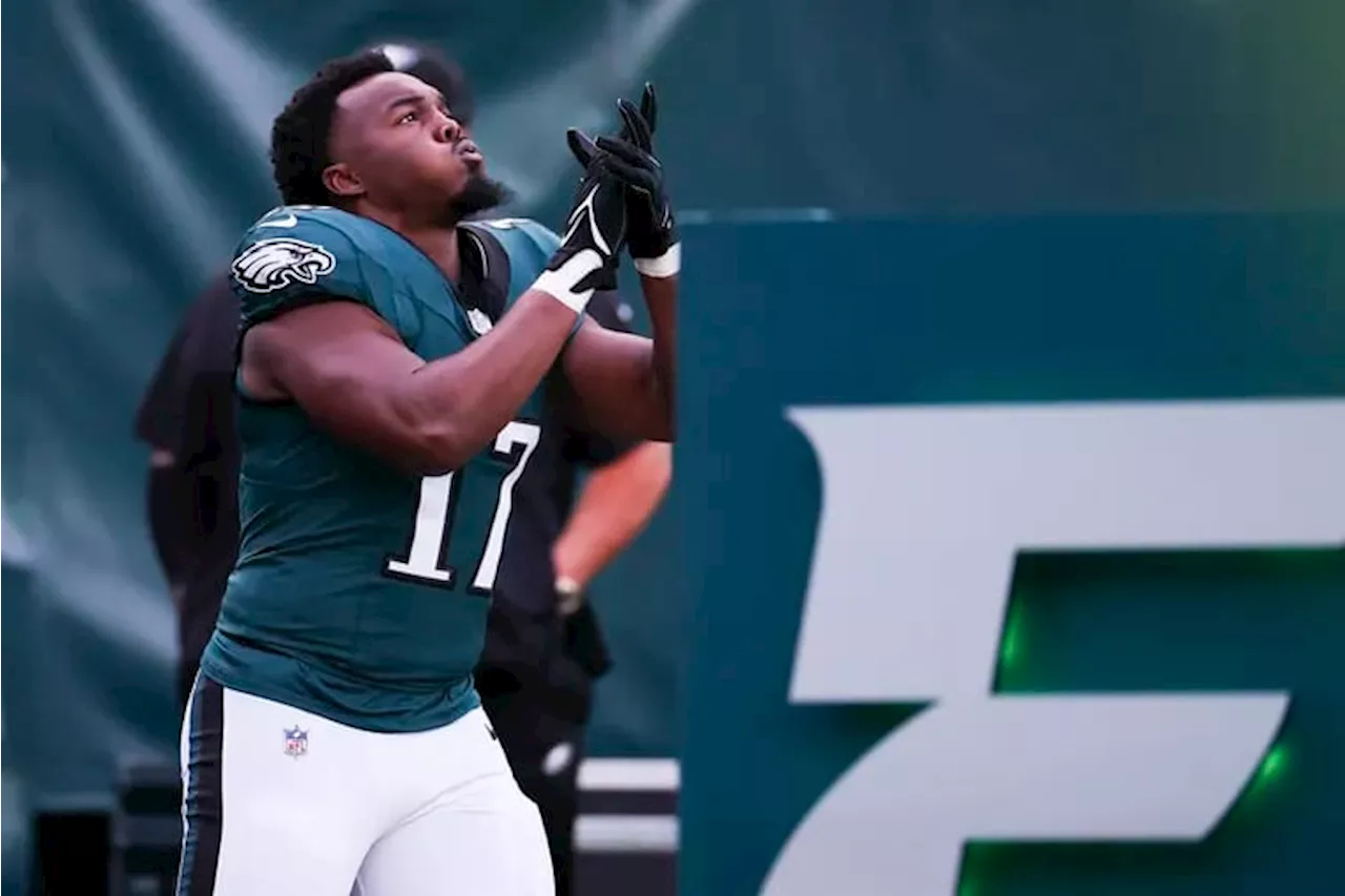 Sizing up the Eagles’ inside linebacker competition: Will Nakobe Dean have to keep waiting?