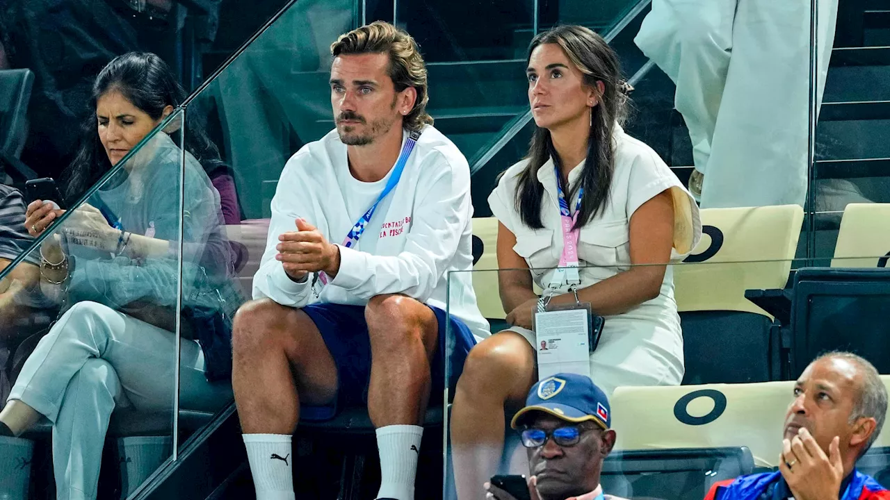 JO 2024: présent pour Marchand ou Dupont, Griezmann est le premier supporteur des Bleus à Paris