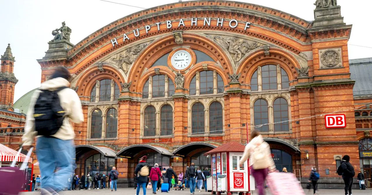 Bremen und Hamburg: Brandanschlag auf Bahnkabel unterbricht Zugverkehr​