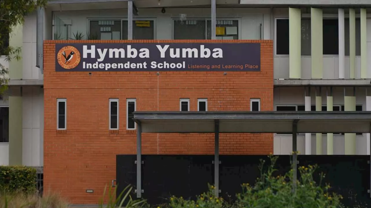 This independent Aboriginal school has been accused of ignoring parents' cries for help