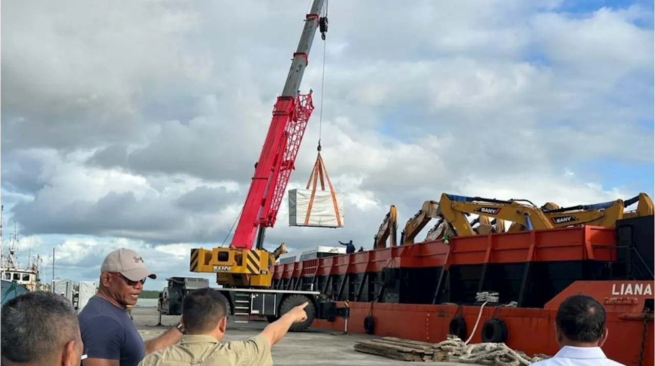 Garap Proyek Lumbung Pangan, Ribuan Excavator Pesanan Haji Isam dari China Tiba Bertahap di Papua