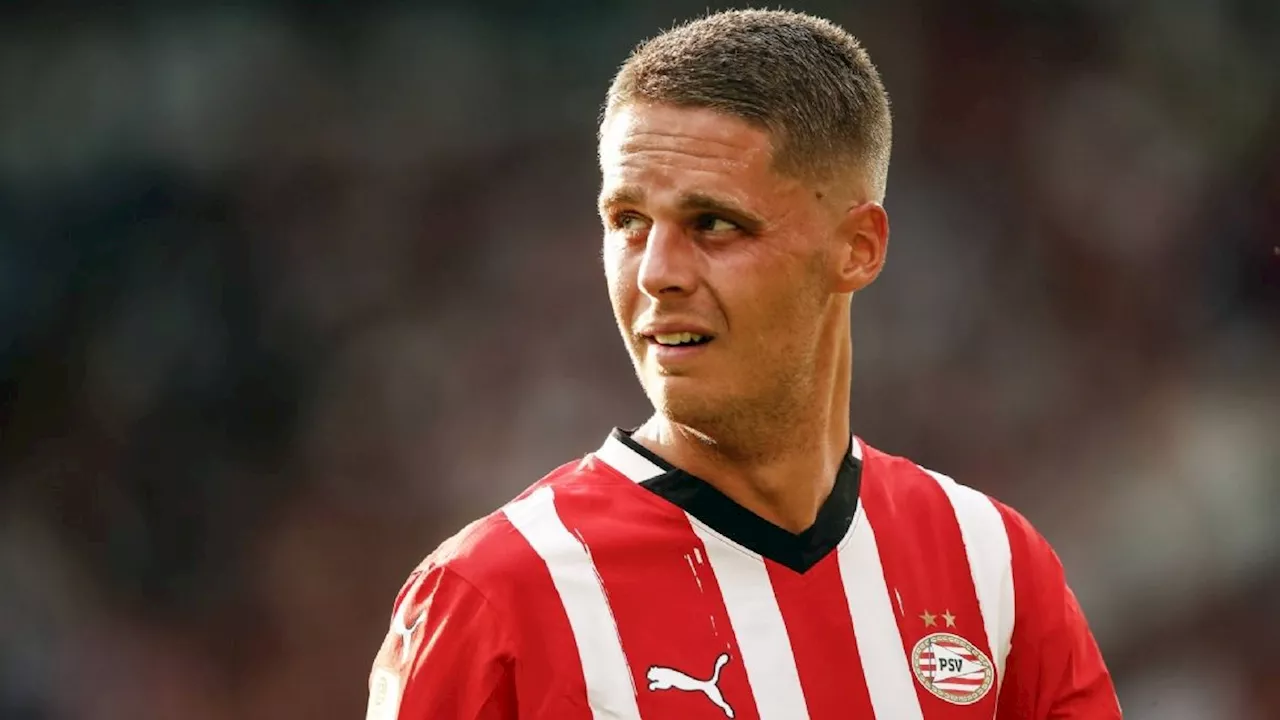 Ruilt Joey Veerman PSV in voor Liverpool? Elfrink schept duidelijkheid