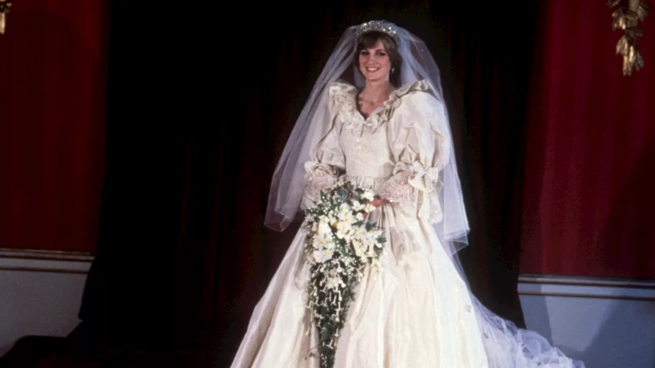 Lady Diana : sa robe de mariée en chiffres incroyables pour son mariage avec le Prince Charles en chiffres