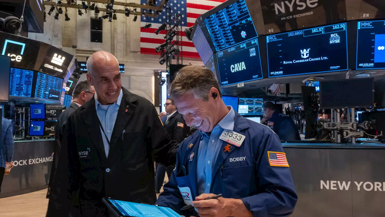 Stocks close mixed, with S&P 500 & Nasdaq posting small gains