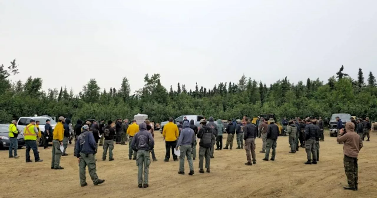 Wind-whipped wildfires north of Fairbanks trigger more evacuations and highway delays