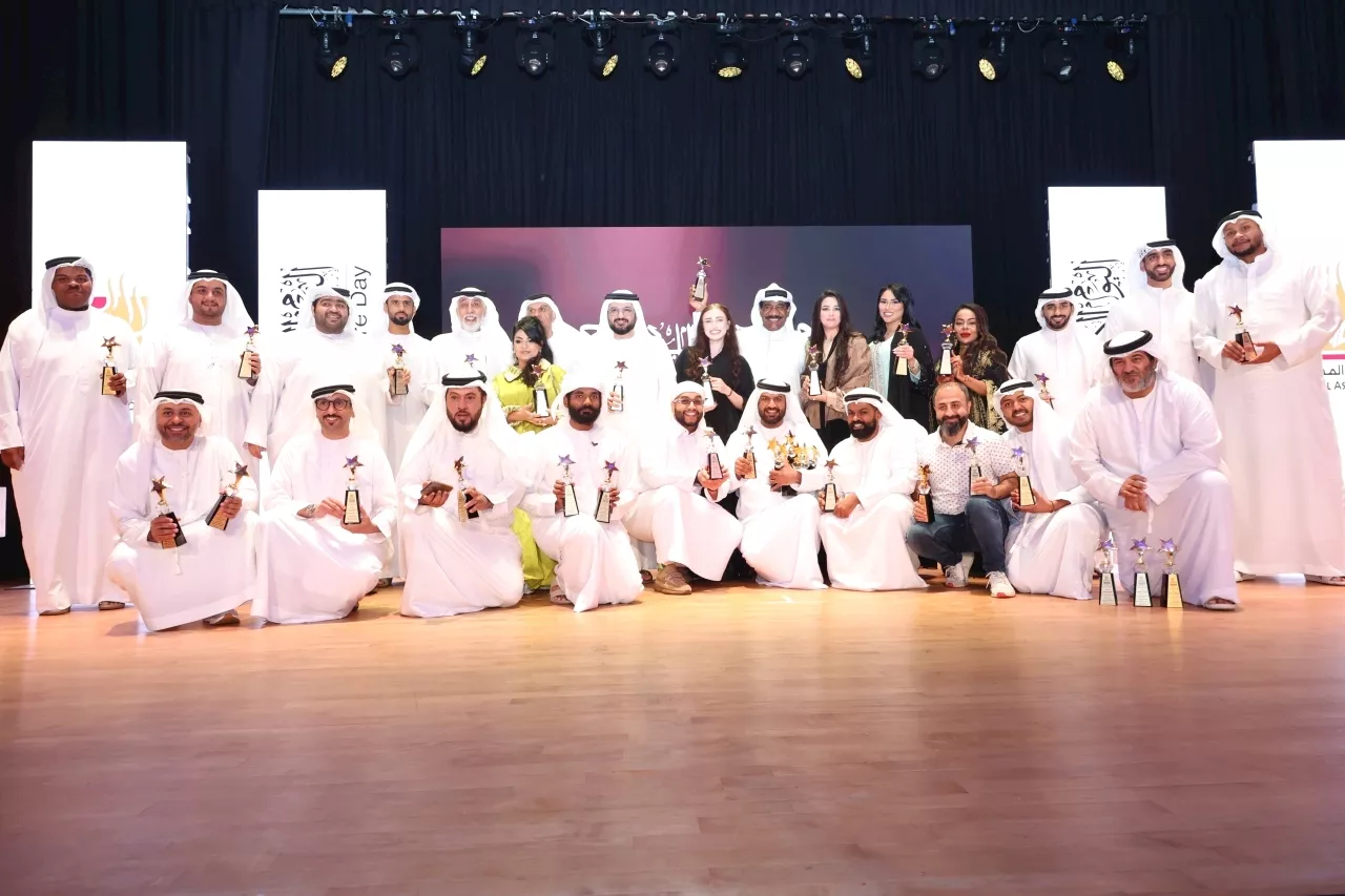 مسرحيو الإمارات يحتفون بمبدعيهم وإنجازاتهم