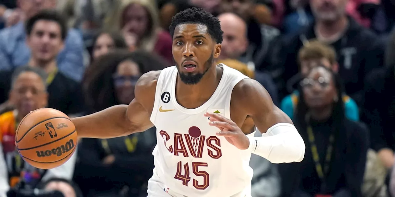 Donovan Mitchell agrees to a 3-year, $150.3M contract extension with the Cavaliers