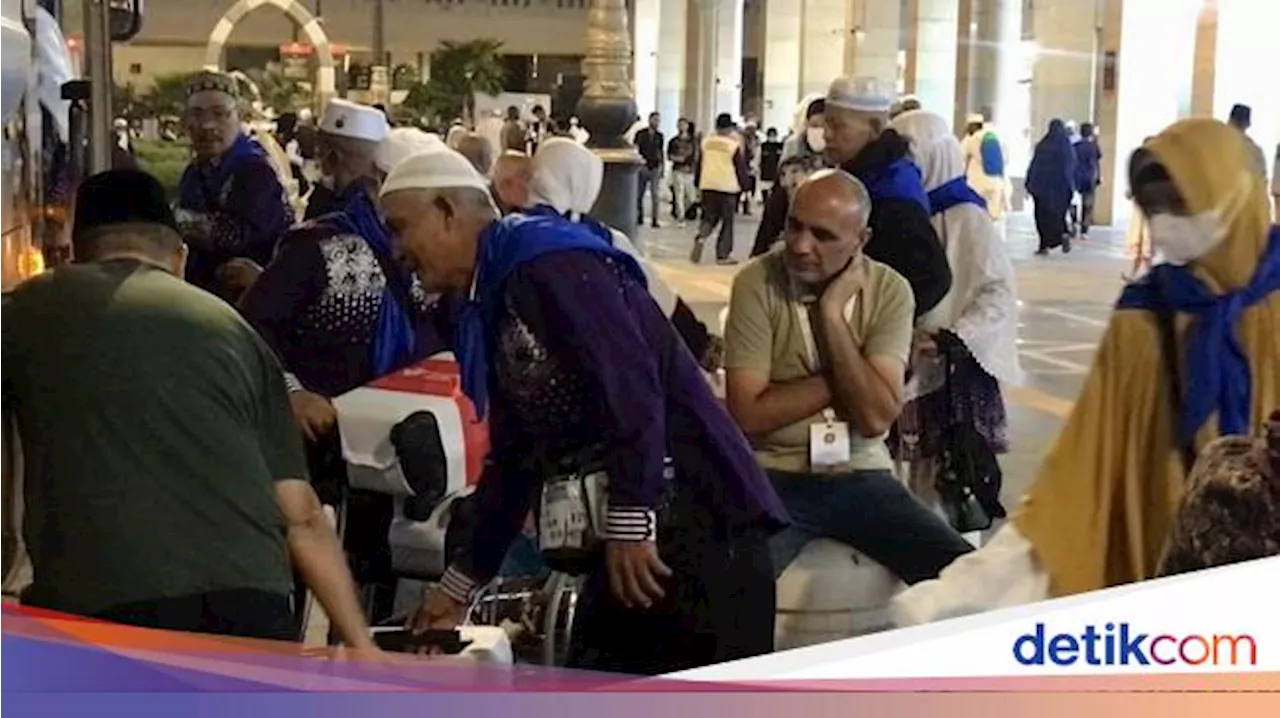 Jemaah Embarkasi Palembang Awali Kepulangan Gelombang II ke Tanah Air