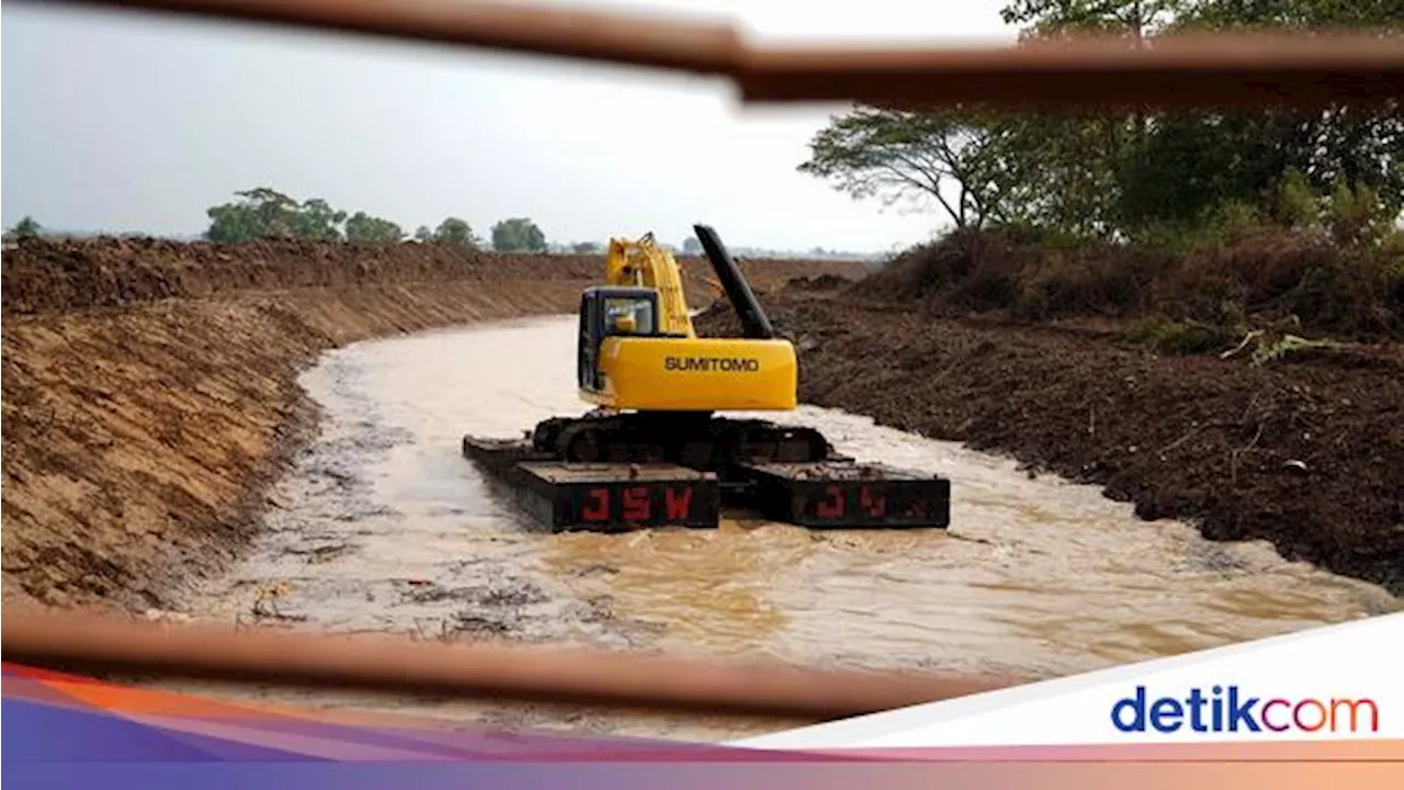 Potret Normalisasi Kali Saradan Indramayu untuk Aliri Persawahan