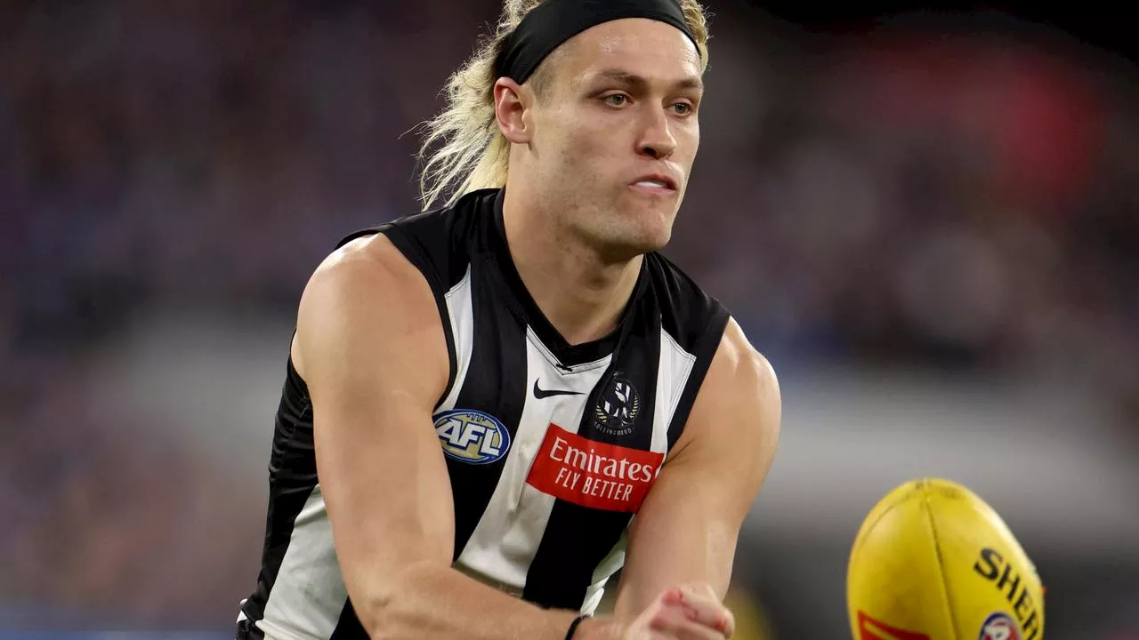 ‘Not playing at a level where he has’: Pies coach backs captain after savage criticism