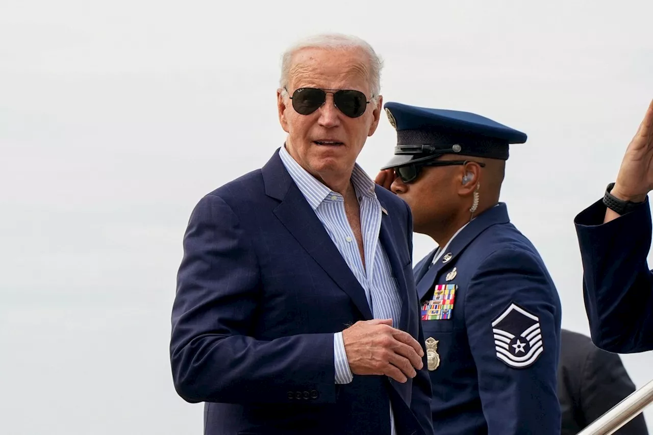 Biden afirmou a aliados que está avaliando se deve continuar a disputar eleições, diz jornal