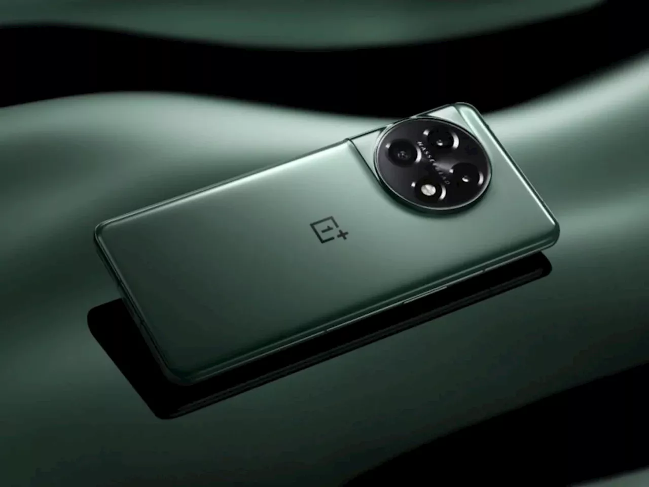 OnePlus 11 Major OxygenOS update rolling out with 1.05 GB worth of changes