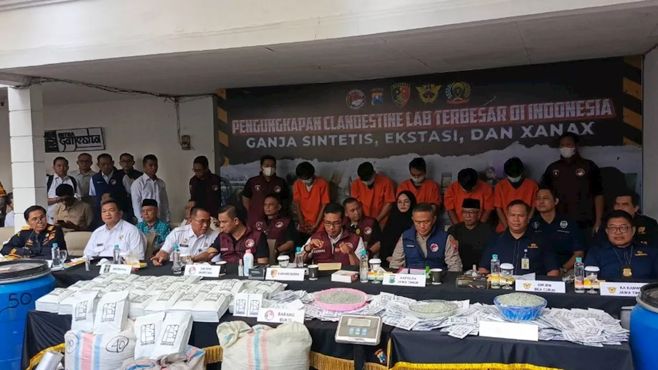 Polisi Ungkap Laboratorium Ganja Sintetis Terbesar di Malang, Pengendali Masih Dikejar