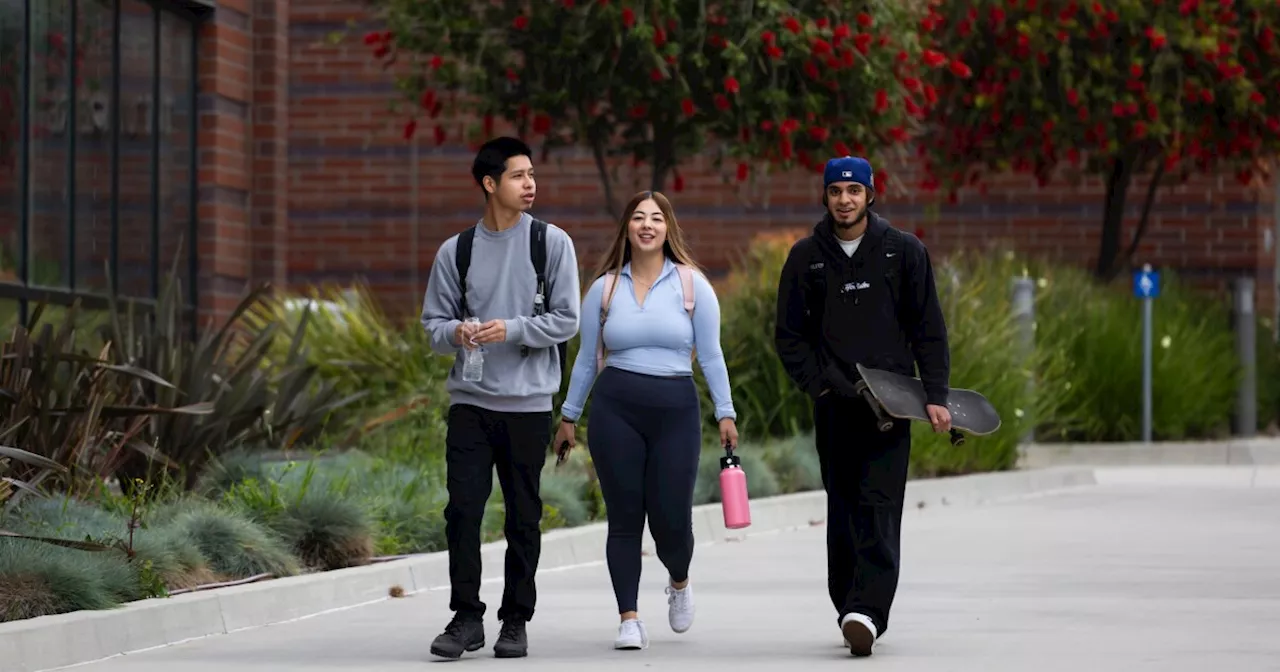 FAFSA applications dipped in California. Here’s what to do if you still need money for school