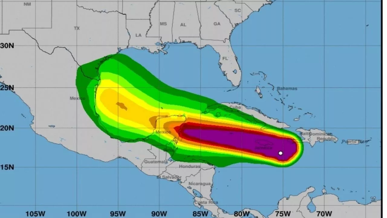 Huracán Beryl: México se prepara, sigue la trayectoria hacia México