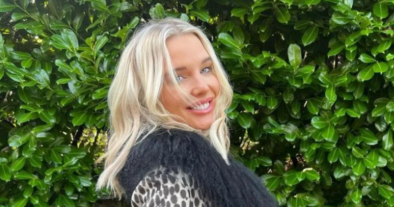 Helen Flanagan asked 'is this a sign' as Corrie throwback flooded with demand