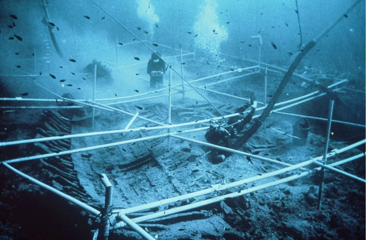 Rewriting the Timeline: New Radiocarbon Dating Reveals True Age of Ancient Greek Shipwreck