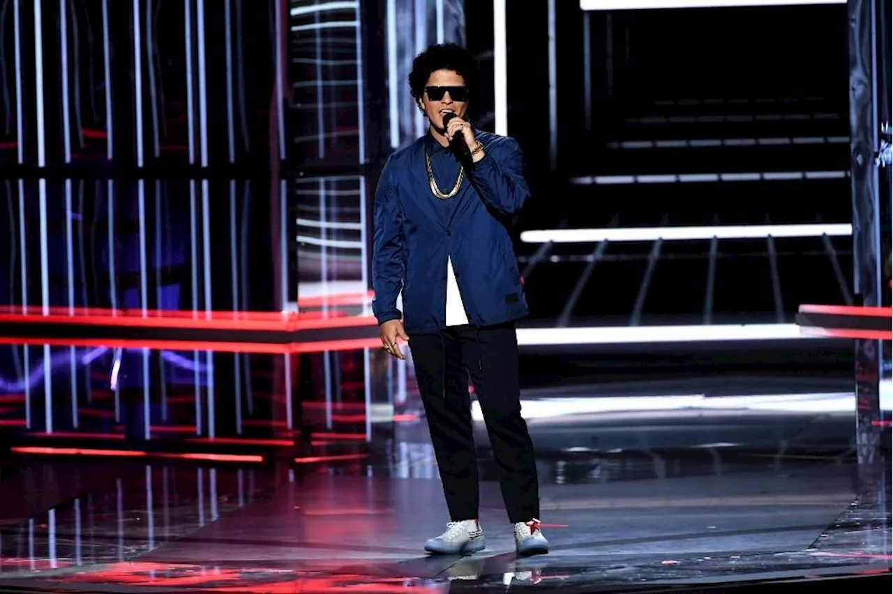 Minister urges calm amid calls to boycott Bruno Mars' Jakarta show