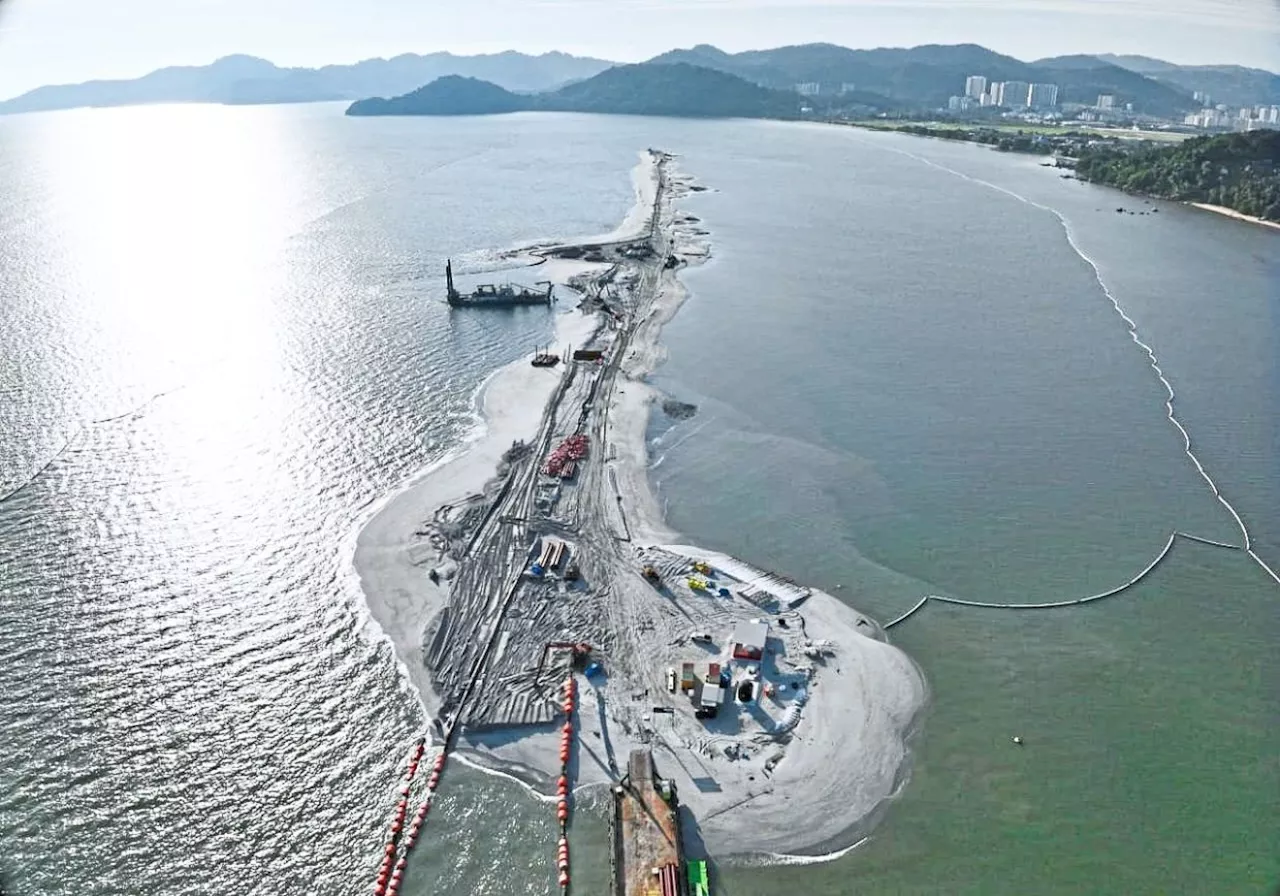 Silicon Island gets global credit