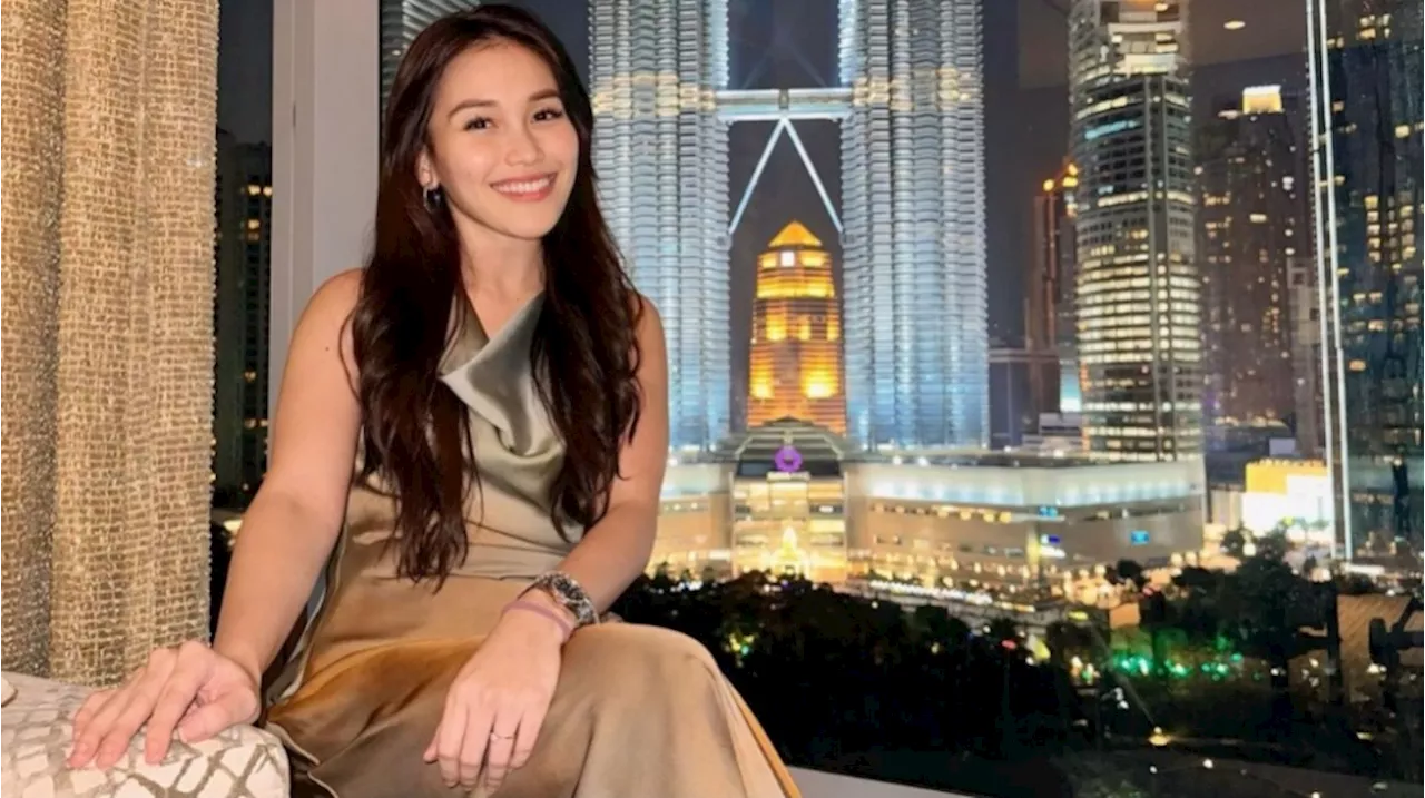 5 Potret Cantik Ayu Ting Ting Bak Artis Korea, Wajahnya Kena Sorot Kamera Wartawan