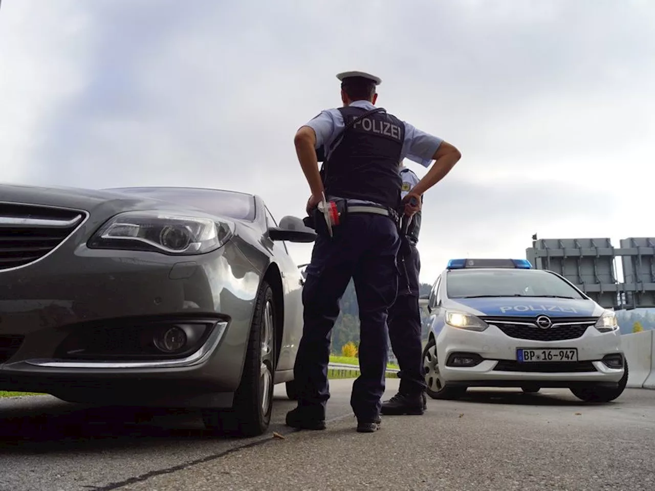 Bundespolizei verweigert Serben die Einreise