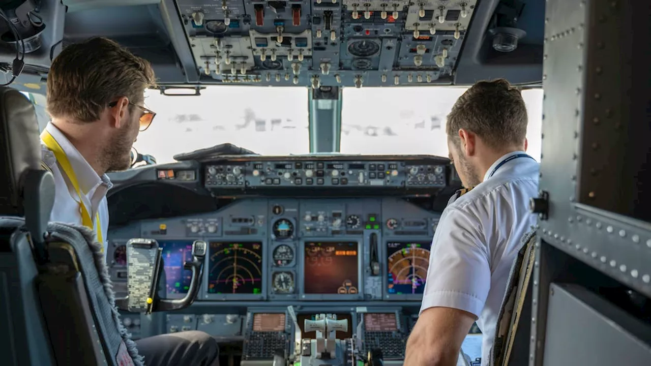 Flugzeug-Signale: Geheimsprache im Cockpit entschlüsselt